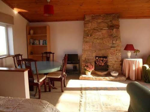 Bank Cottage B&B Newport  Ngoại thất bức ảnh